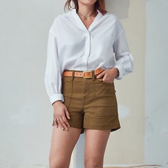 Banana Republic Olive Green Mid-Rise Utility Shorts - Picture 1 of 8